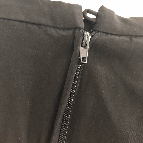 H&M Mini Skirt with Pockets - Picture 4 of 7